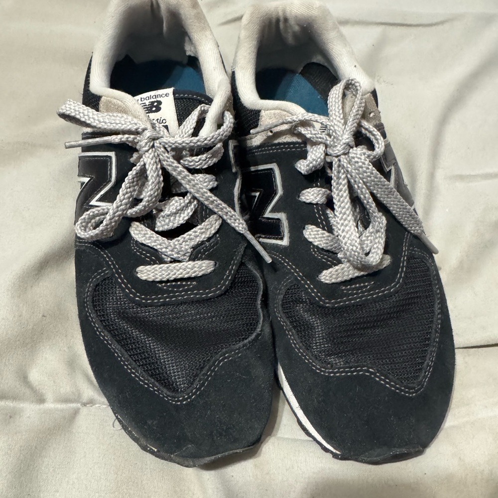 New Balance Black and White Athletic Shoes